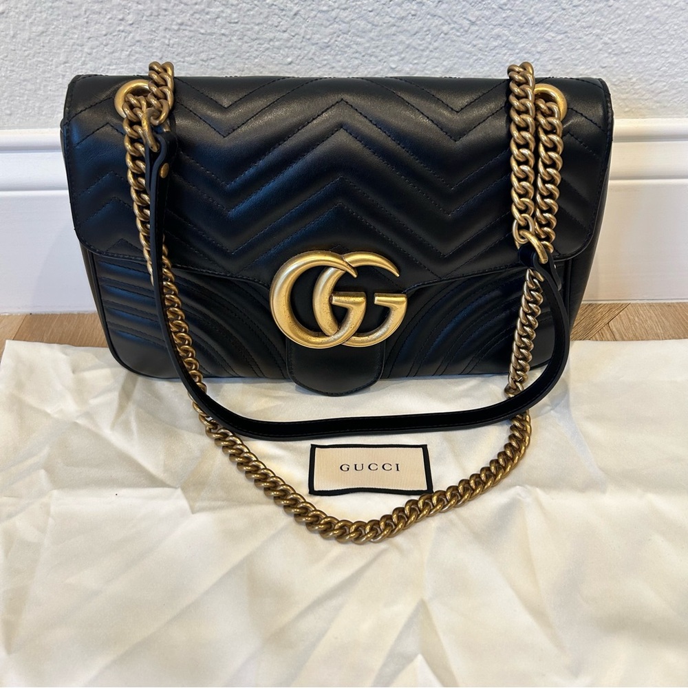 Gucci Black and Gold Shoulder Bag